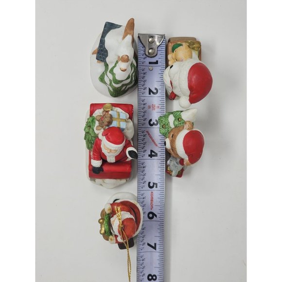 Set Of 5 Homco Christmas Figurines 2 Santas 2 Bears 1 Pine Tree - Picture 9 of 10